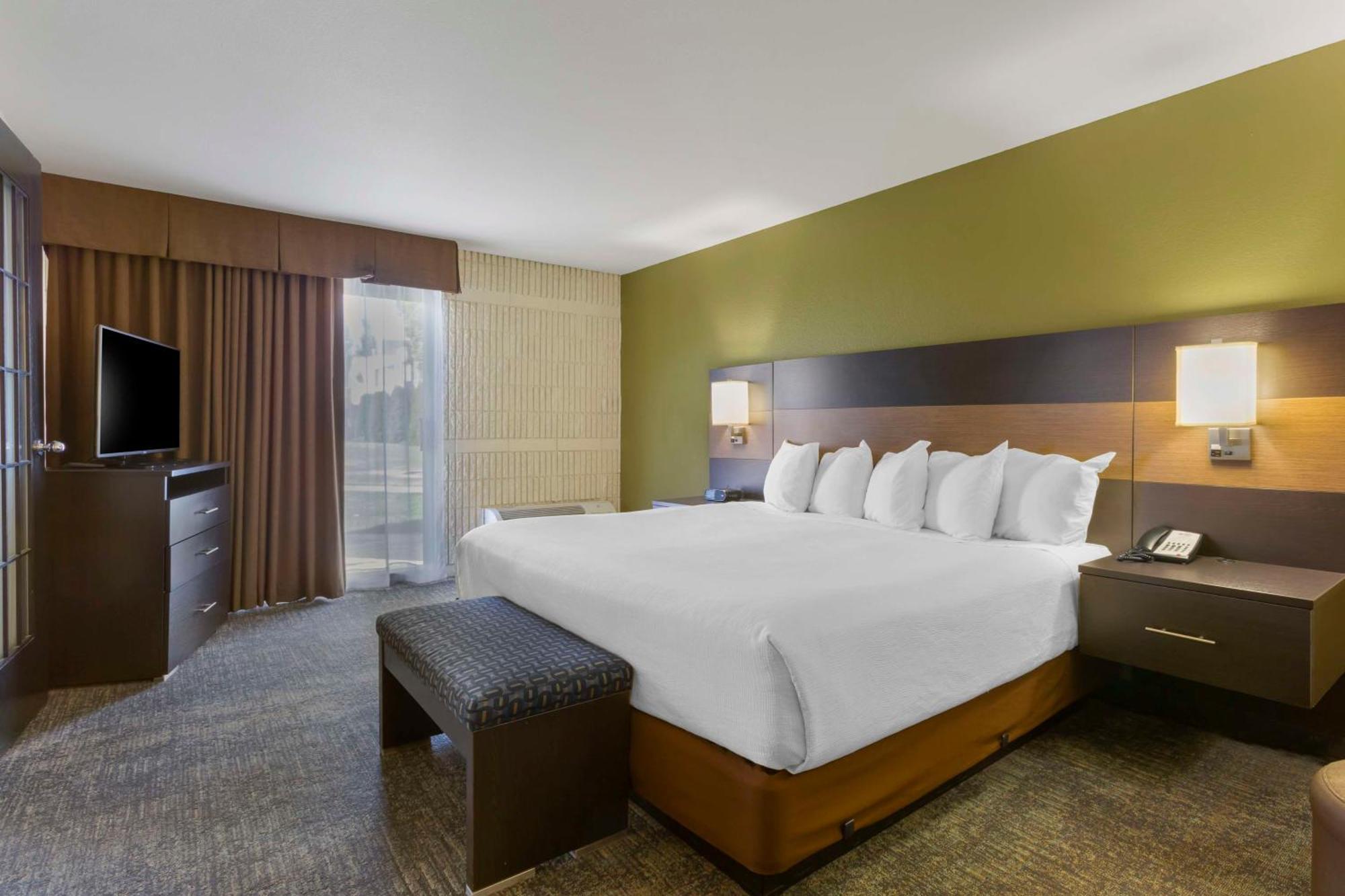 Best Western Plus University Inn Moscow Exterior photo