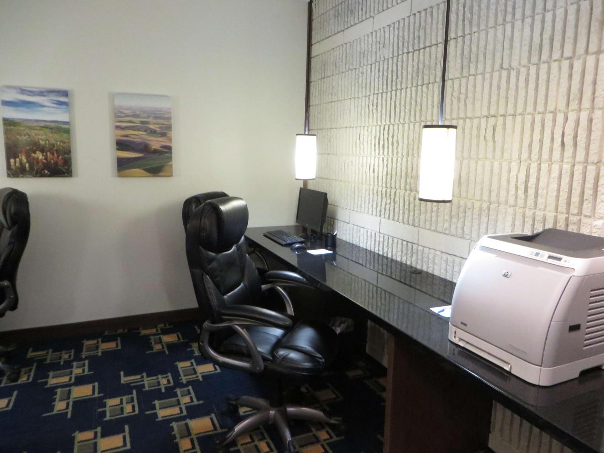 Best Western Plus University Inn Moscow Exterior photo